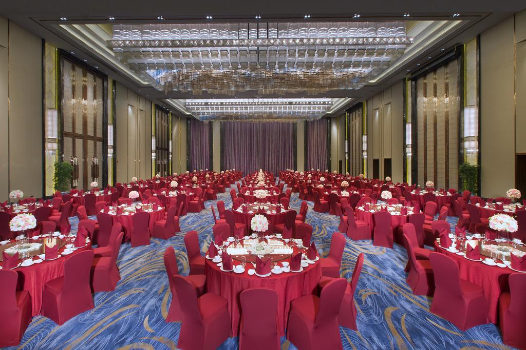 Wanda Vista Lanzhou Hotel Екстериор снимка