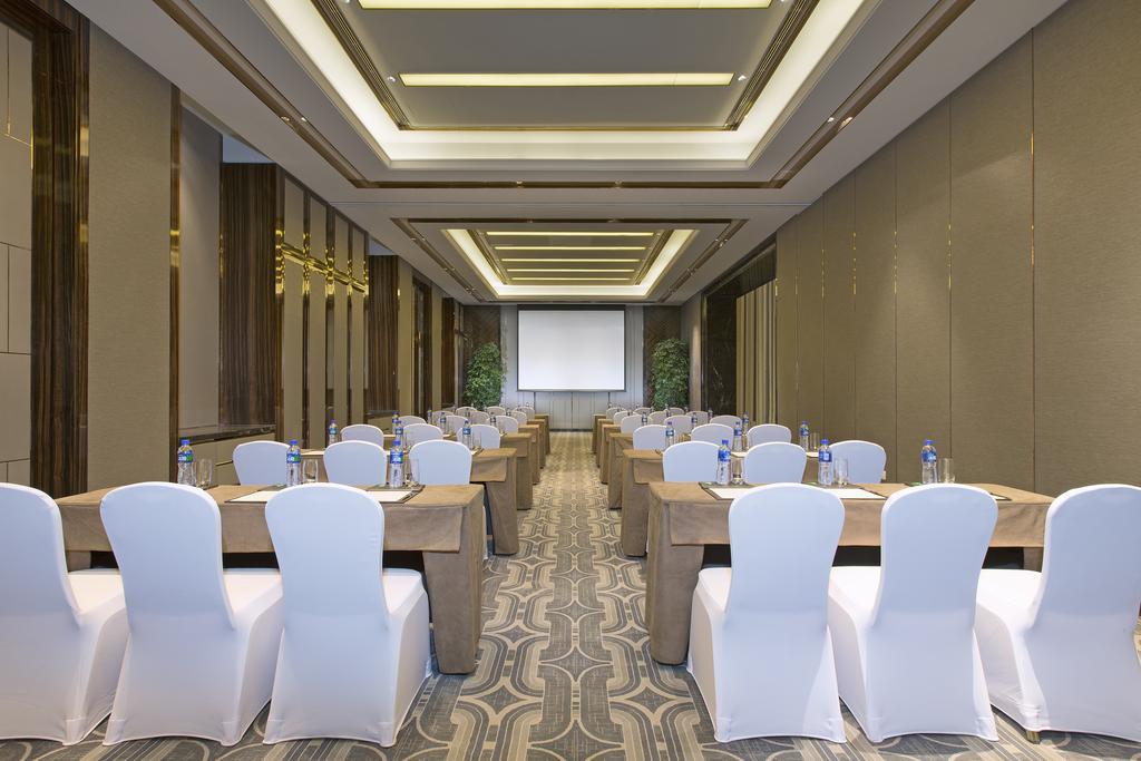 Wanda Vista Lanzhou Hotel Екстериор снимка