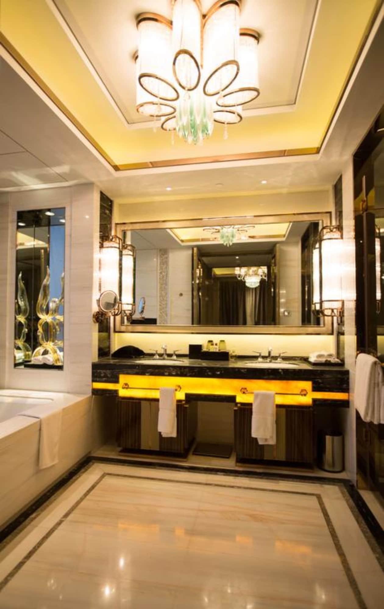 Wanda Vista Lanzhou Hotel Екстериор снимка