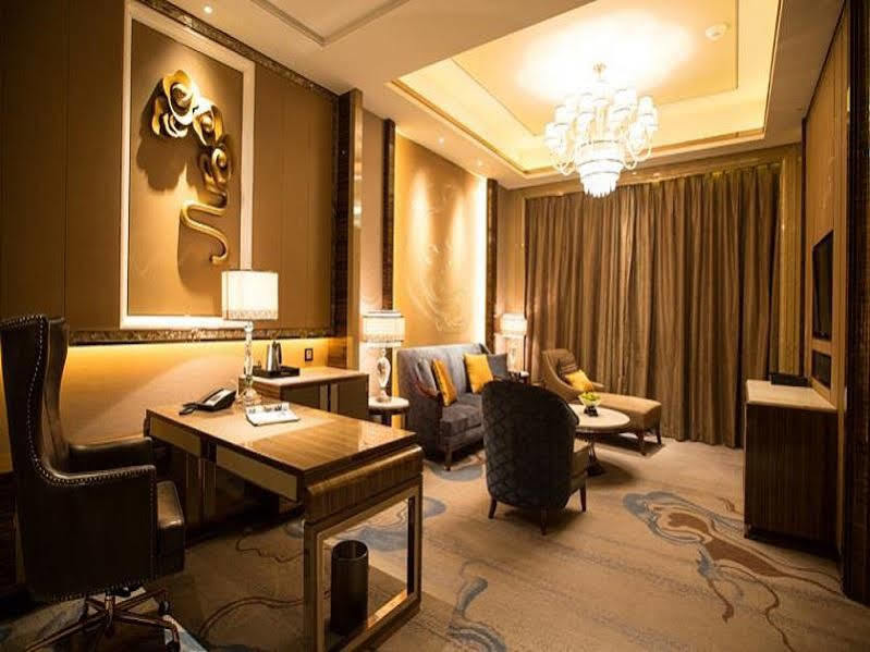Wanda Vista Lanzhou Hotel Екстериор снимка