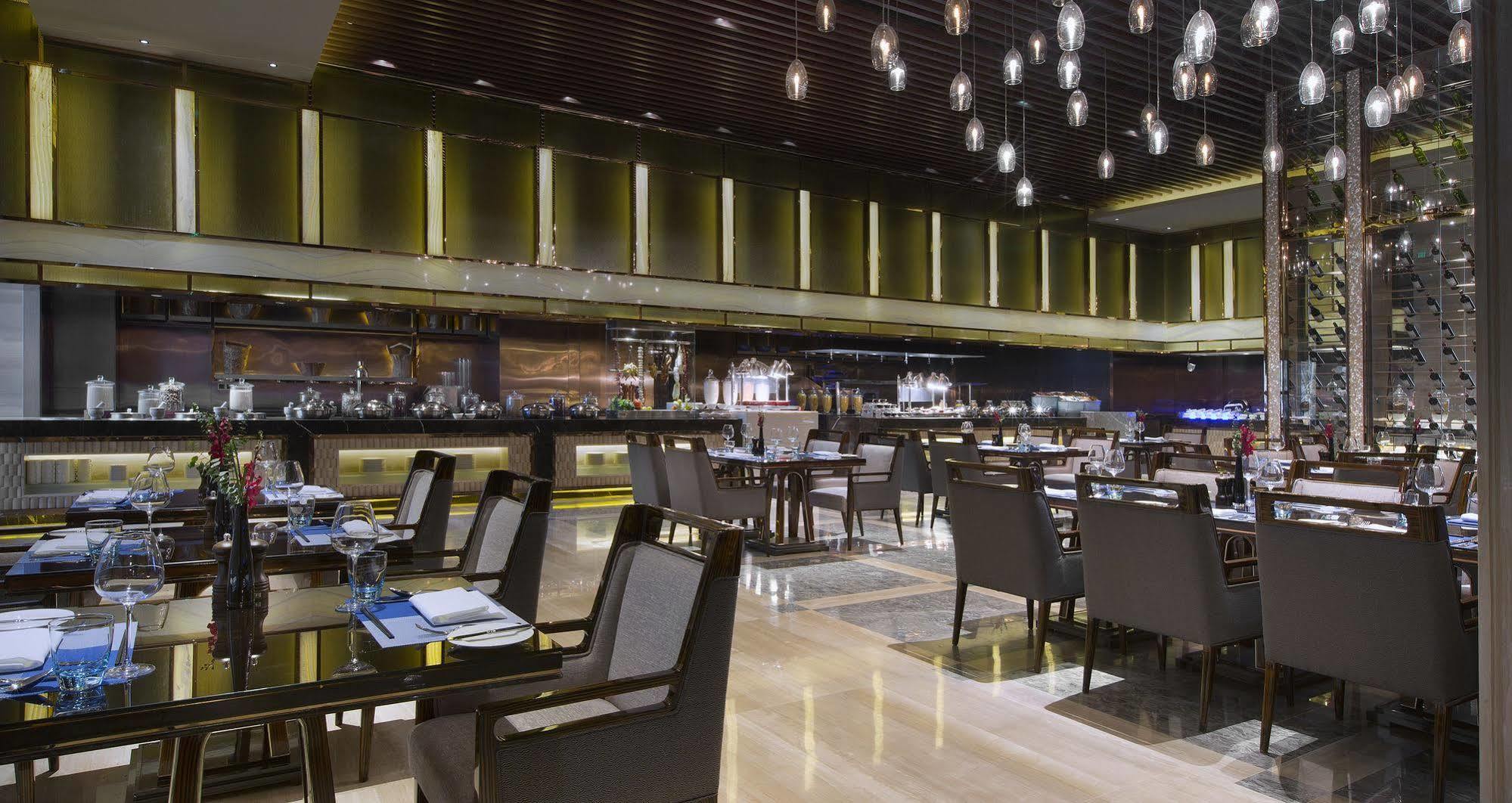 Wanda Vista Lanzhou Hotel Екстериор снимка