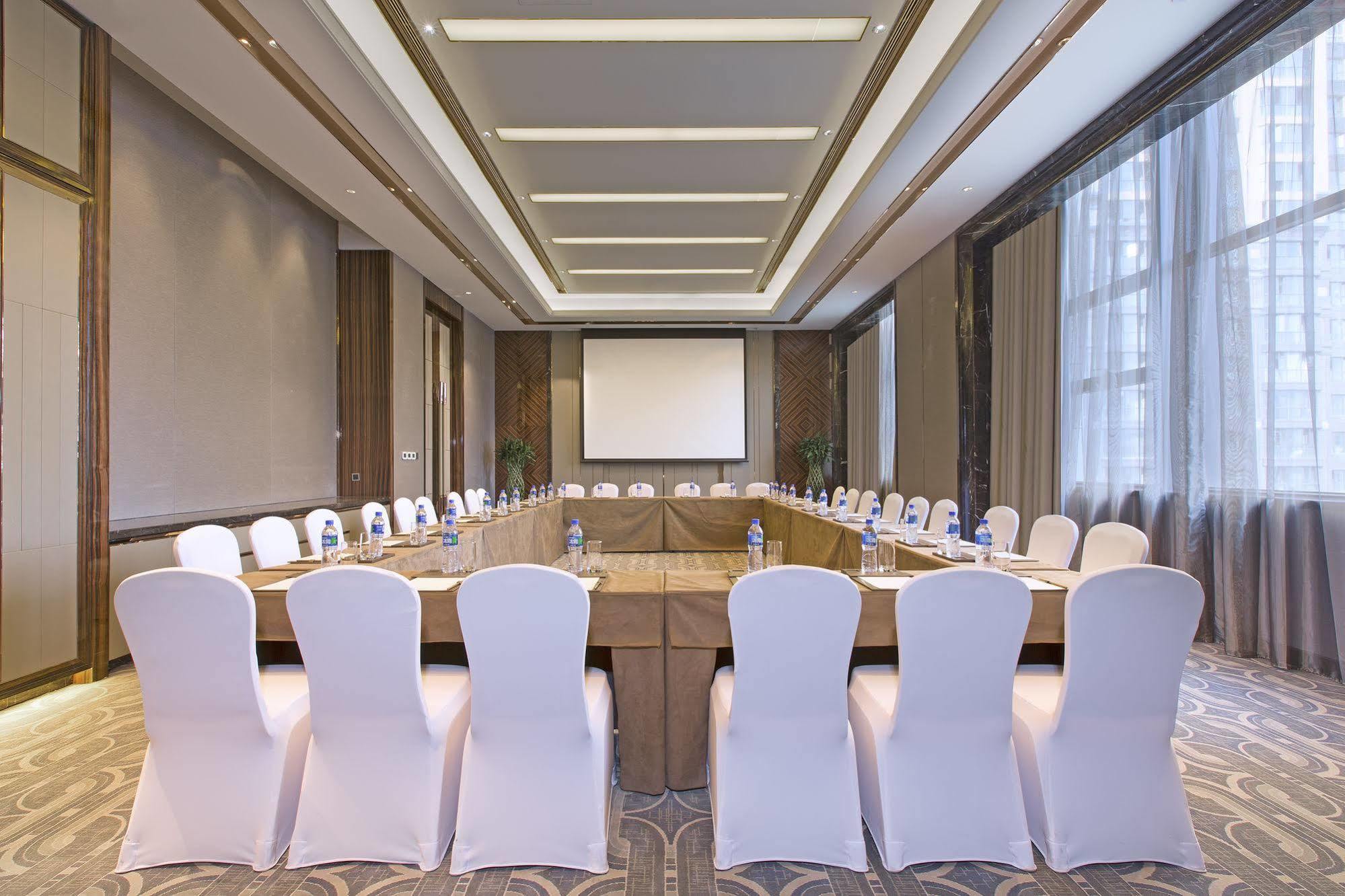 Wanda Vista Lanzhou Hotel Екстериор снимка