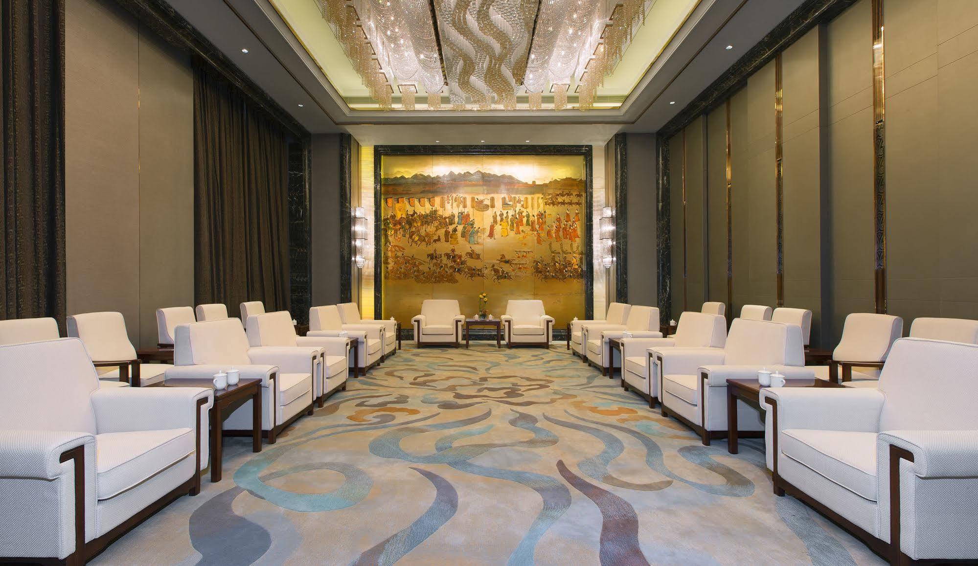 Wanda Vista Lanzhou Hotel Екстериор снимка