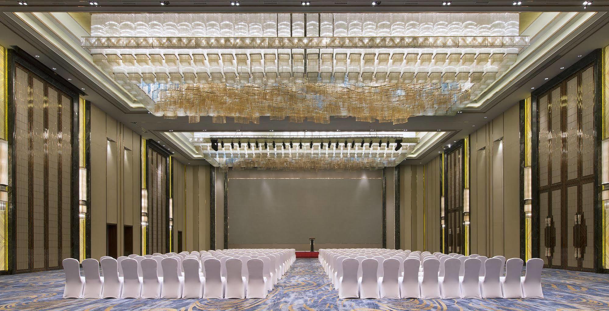 Wanda Vista Lanzhou Hotel Екстериор снимка